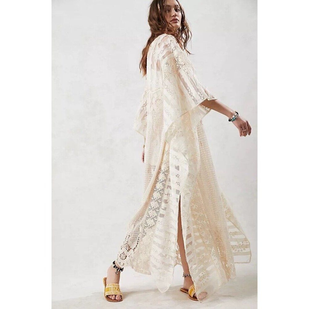 NWT FREE PEOPLE X ANNA SUI EUPHORIA LACE KAFTAN IN IVORY - Picture 3 of 4